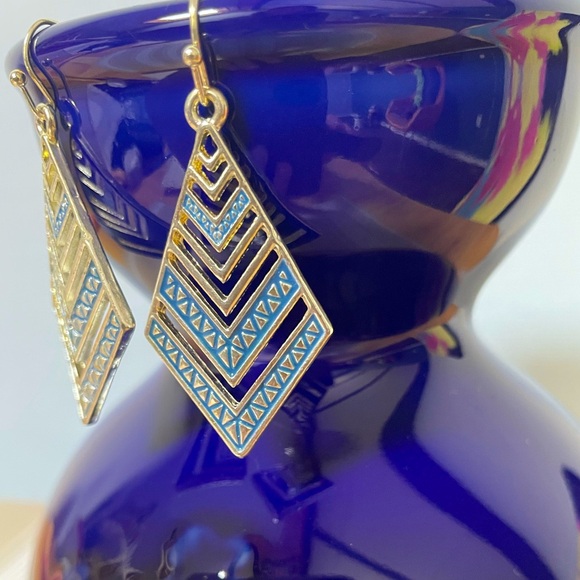 Dangle Earrings (Free Add-On) - Picture 3 of 3